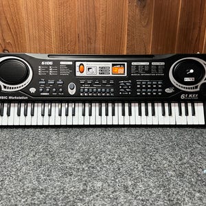 Circuit Bent Electronic Keyboard 61 Key Bandstand with Pitch Control Knob