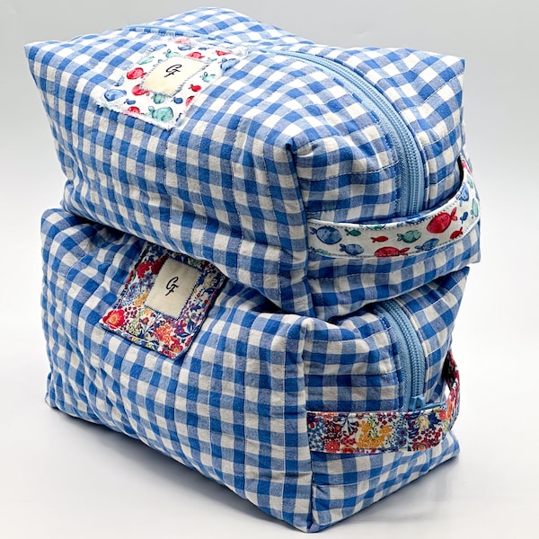 Rechteckiger Kulturbeutel, gesteppt, blauer Gingham-Aufdruck, Reiseset, Geburtsset,