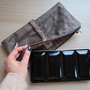 Travel watercolor brush case/brush pouch/watercolor palette kit/travel organizer/aged faux leather image 3