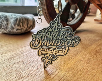 Collana in argento sterling Harley Davidson: pendente iconico a forma di scudo