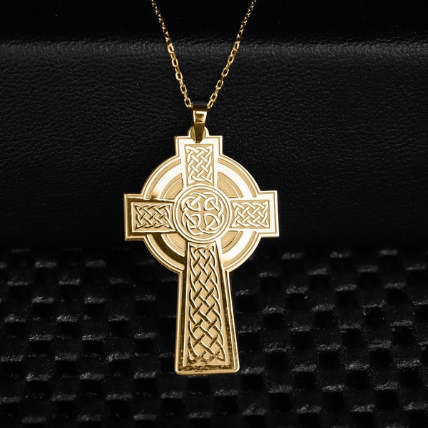 14K Solid Gold keltisches Kreuz Halskette, Gold graviertes keltisches Kruzifix Anhänger, Gold keltisches Kreuz, Croix Celtique, solides Gold keltisches Kreuz, Geschenk