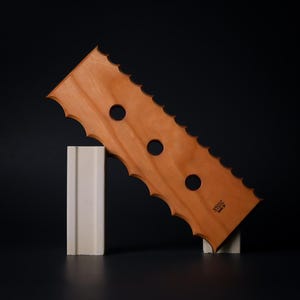 Bubble Rib #2 – Hardwood Pottery Tool for Texture and Form