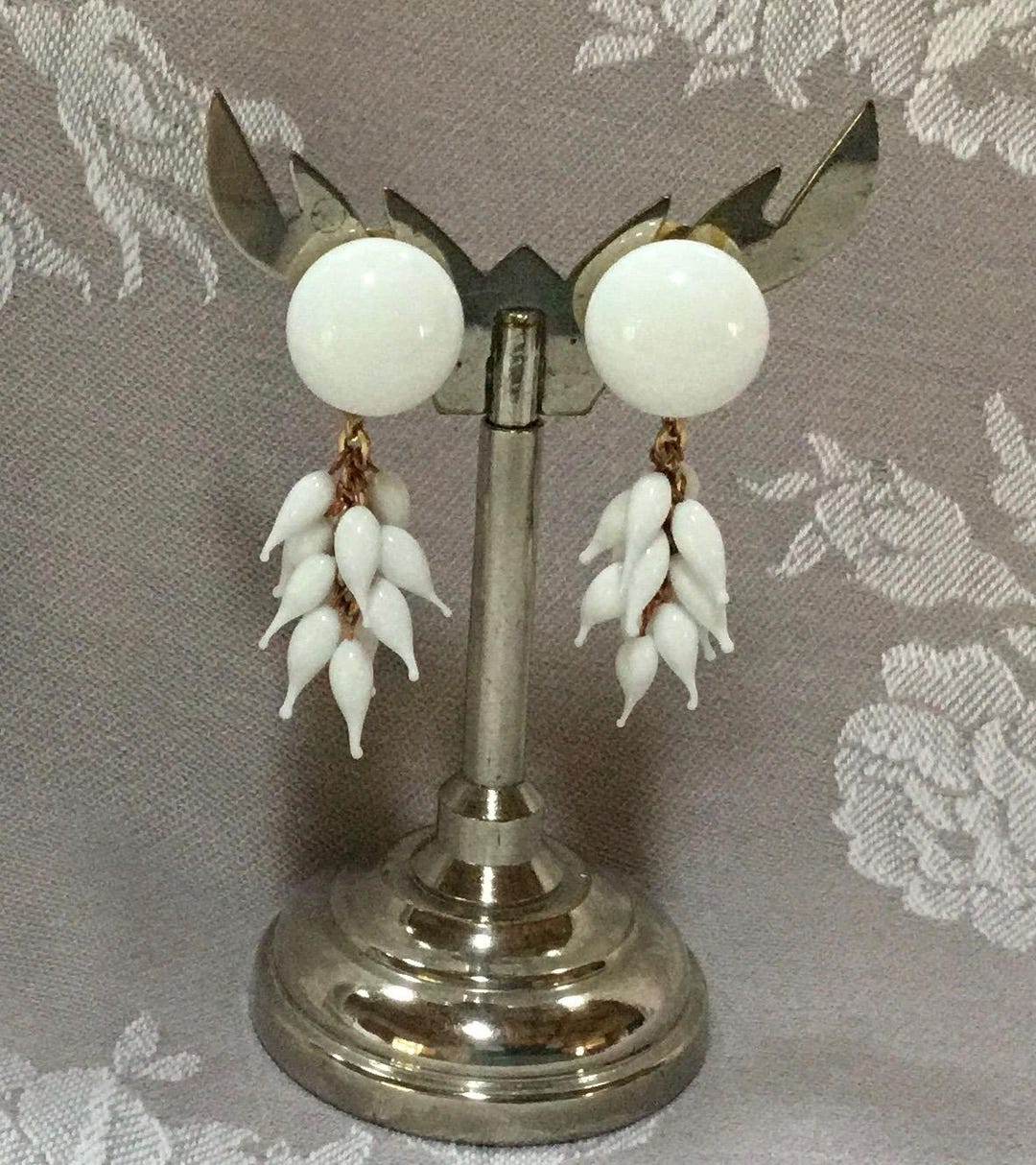 boucles d'oreilles clip vintage Louis Rousselet Fausses Perles Fleurs