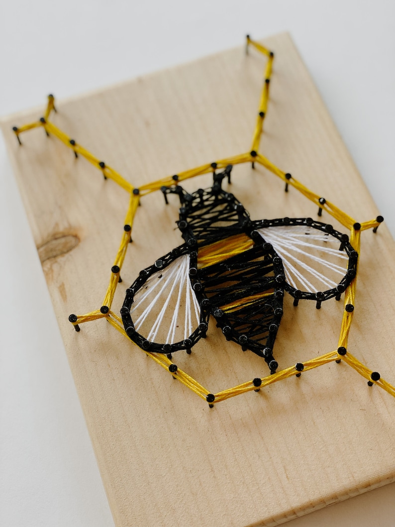 Bee DIY String Art Kit Bee Decor Craft Kit DIY Project Bee String Art String Art Gift for Mom