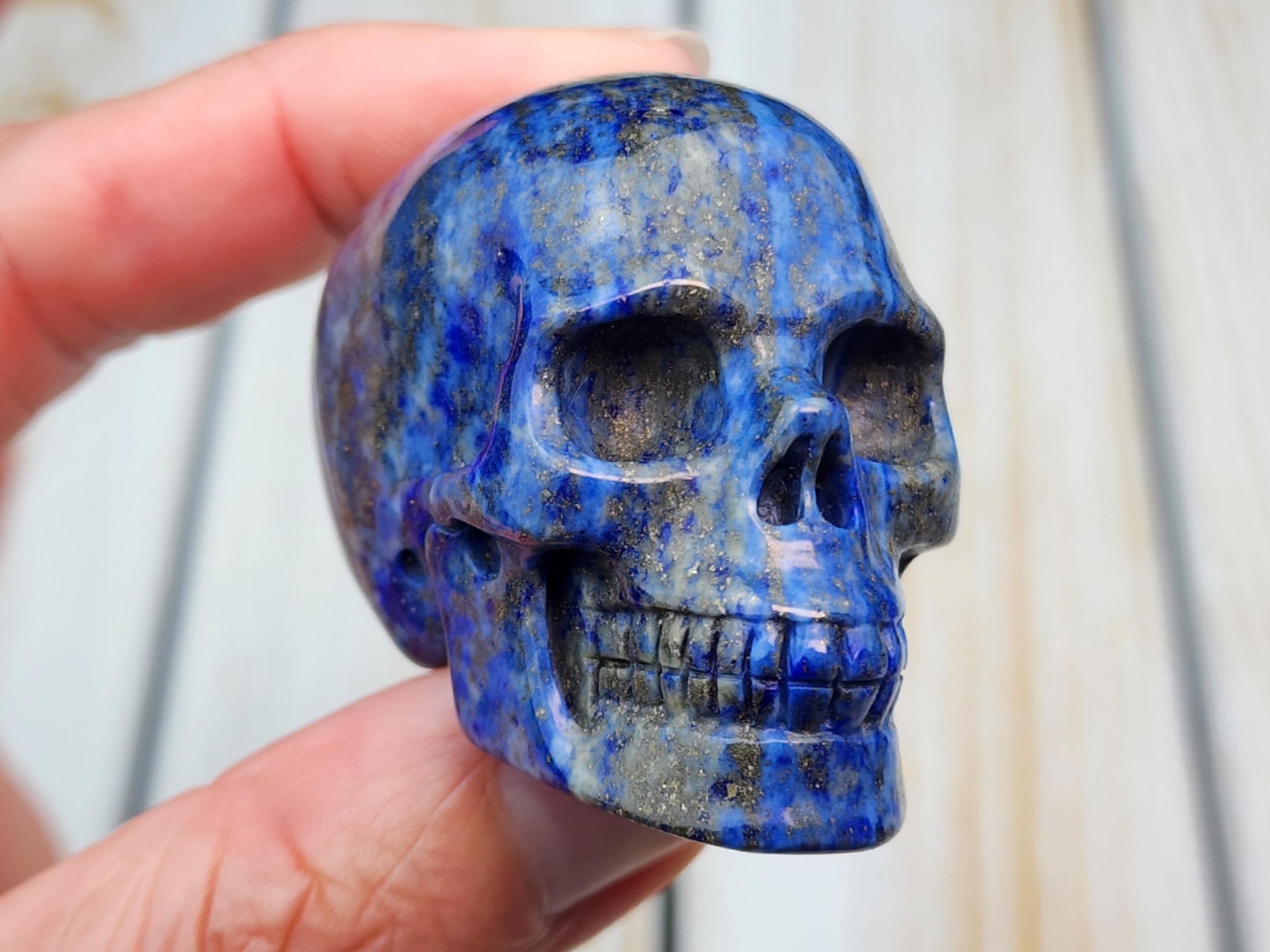 Teschio di lapislazzuli A+ da 2" 117 g, lapislazzuli blu scuro naturale non tinto, teschio di cristallo super realistico, cristallo di lapislazzuli intagliato dall'Afghanistan