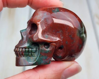Calavera de heliotropo de 2" A+, 82 g, piedra preciosa de heliotropo natural sin tratar, calavera de cristal súper realista, heliotropo rojo tallado de Indonesia.