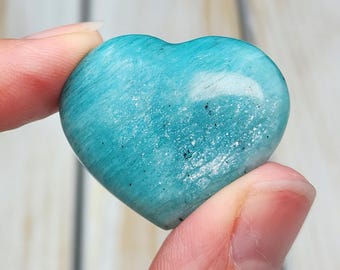 Corazón de amazonita AA+ de 1,3" (14 g), piedra de bolsillo de amazonita natural sin tratar, corazón abultado de piedra amazónica pulida de Madagascar.