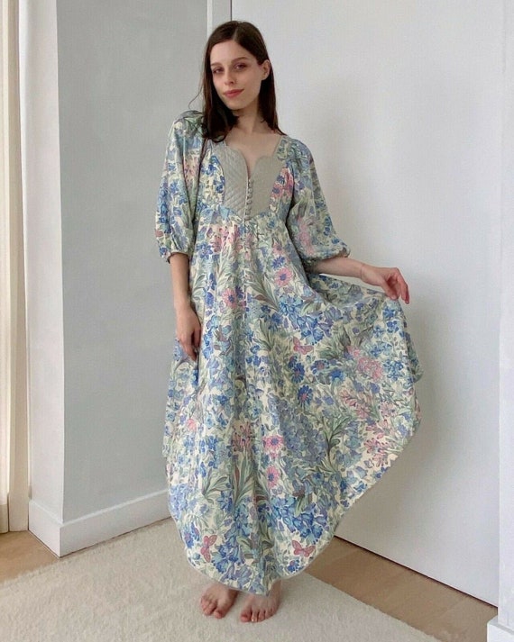 Vintage Original 1970s AnnaBelinda Oxford Liberty
