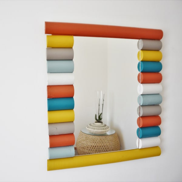 Miroir avec bois multicolores