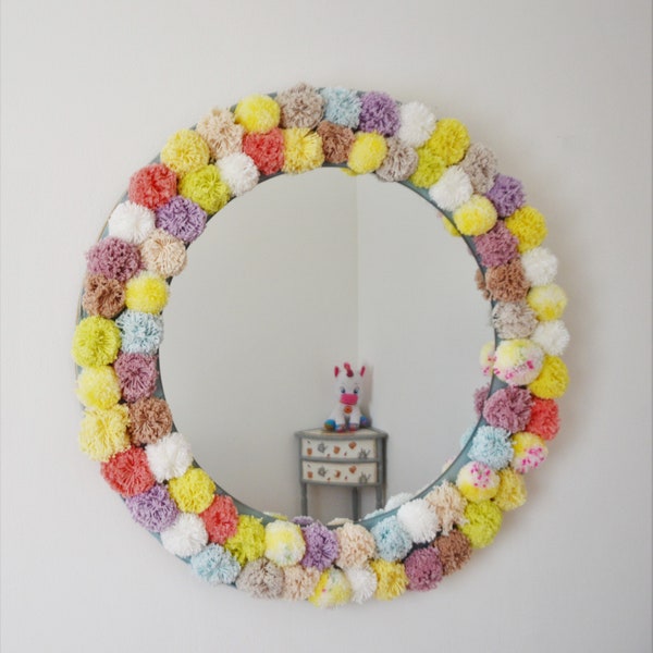 Grand Miroir avec pompons pour chambre d'enfant ou bébé