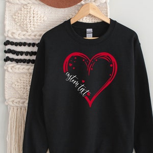 Custom Text Heart Line Sweatshirt, Customized Heart Sweat, Your Name Heart Line Shirt, Cute Valentine Day, Valentine Gift, Custom Text Shirt