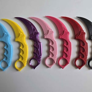 Plastic Model Karambit Knife
