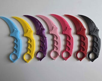 Plastic Model Karambit Knife