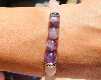 Bracelet made of rose quartz and amethyst beads