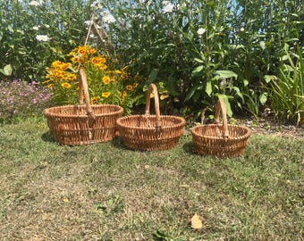 Oval Willow Basket, Easter egg basket, Flower Girl Basket