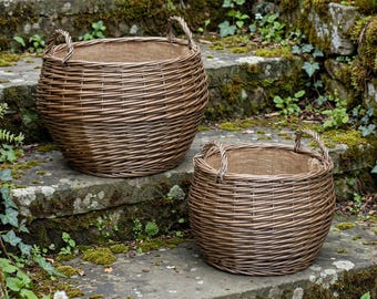 Willow Antique Wash Stumpy Baskets