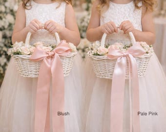 Buff Willow Flower Girl Basket: Small Wedding Confetti Basket