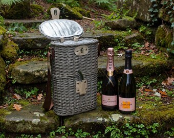 Two bottle willow bottle  carrier with adjustable shoulder strap