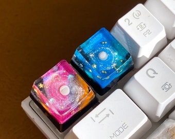 Custom keycap, galaxy keycap, resin keycap, keycap set, artisan keycap, cute keycap, esc keycap,
