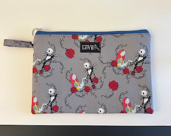 Custodia con cerniera Jack, borsa per il trucco, oggetto fatto a mano, regalo, idee regalo, viaggio Disney, fan Disney