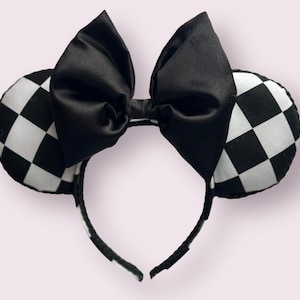 Black and white Minnie Mouse ears, raising cars ears| Disney fans , Disney inspired , black bow ears