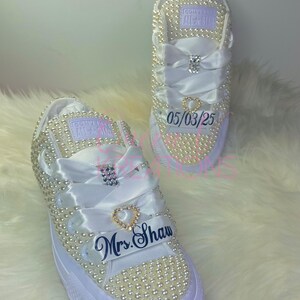 Braut Sneakers-Chucks und Perlen-Bling Chuck Taylors-Bling Sneakers