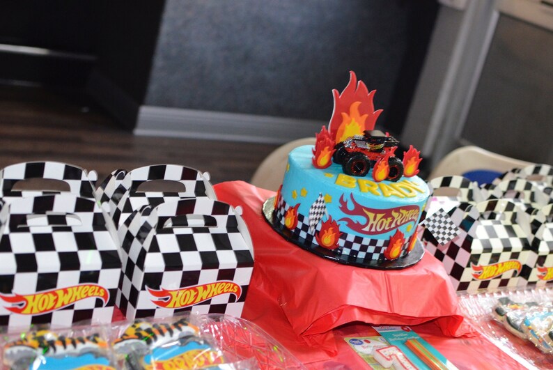 Hot Wheels Themed Birthday Party Favor Boxes 10 Boxes Etsy