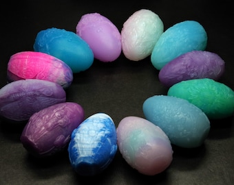 Lange Ovale Eier mit Natur Motiv