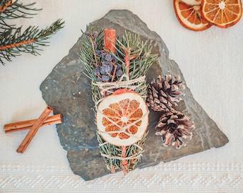 Bâtonnet de macération d'épicéa de Noël : orange et cannelle - Herbes nettoyantes cultivées biologiquement pour lancer des sorts