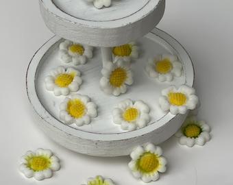White  Fondant Flowers – Edible Sunflower-Style Cake Toppers for Cakes, Cupcakes & Cake Pops for birthday, wedding, baby shower treats