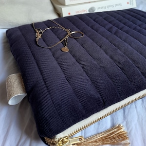 Housse d'ordinateur zippée PC MacBook iPad Surface Pochette Velours molletonné Bleu marine Doublure or. Dimensions au choix image 1