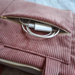 Housse molletonnée PC MacBook Sac d'ordinateur velours Rose ou vert Anses et grande pochette pour les câbles 12 pouces à 17 pouces image 6