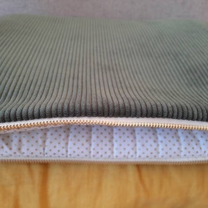 Housse d'ordinateur zippée PC MacBook iPad Surface Pochette Velours Vert kaki Doublure intérieure matelassée. 10 à 17 pouces image 6