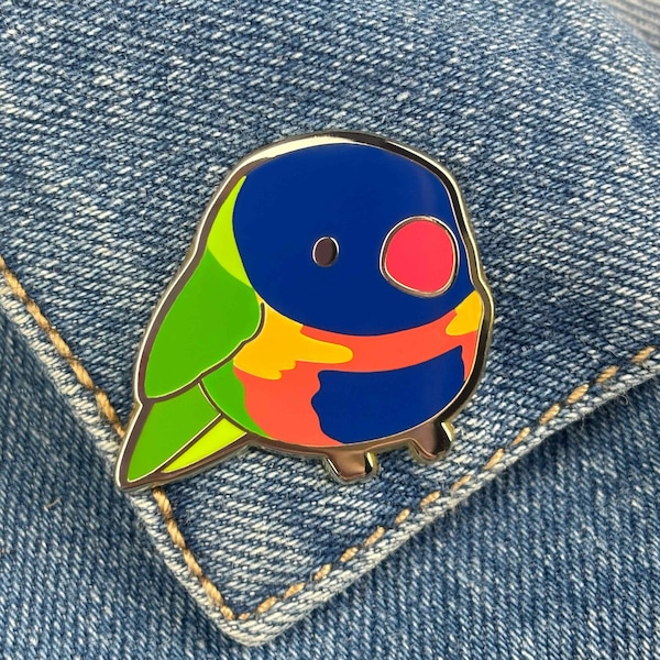 Rainbow Lorikeet Bird Enamel Pin, Lapel pin, Brooch, Gold Plated, Cute