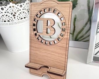 Mobile phone stand, iphone holder, desk stand, initial, oak veneer, laser cut, gift, stocking filler, secret santa, bedside table, monogram