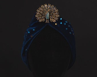 Peacock Royal Blue 1920s Velvet Turban Rhinestones Brooch Hollywood style Great Gatsby Burlesque turban Art Déco