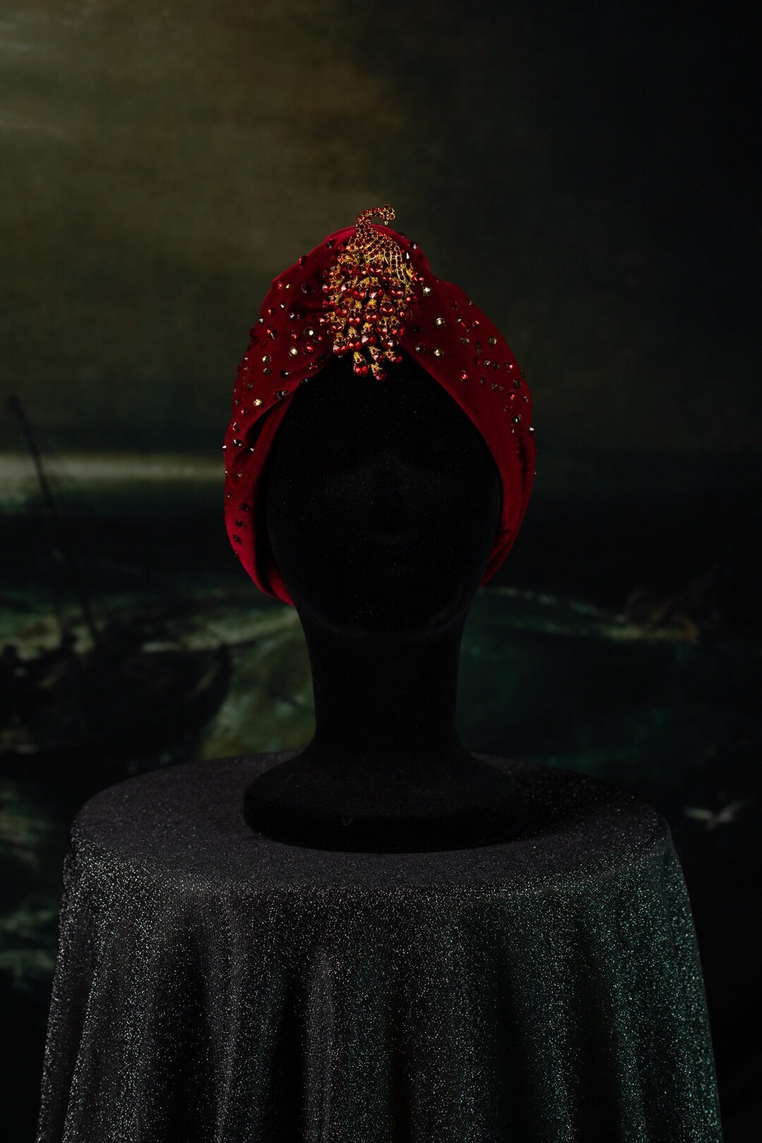 Peacock Turban Red Velvet Vinatege Retro Hair Cap, Hollywod Art D??co