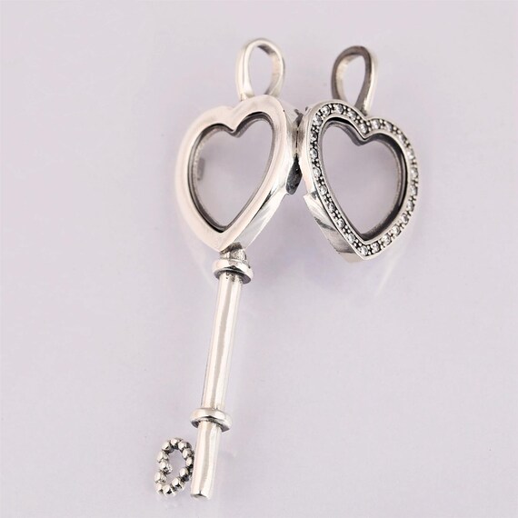Pandora Charms Floating Heart Locket 