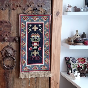 Traditionelle skandinavische Vögel Stickerei Wandbehang Schwedisches Design Retro Home Decor Handgemachte Stickerei Folk ArtFlowers