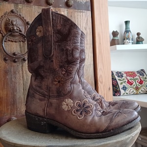 Old Gringo Women's Checruda Western Boot Love Golondrina Floral Embroidered Leather Boots Ankle Boho Cowgirl Dancing Mexicana EUR 37 US 7