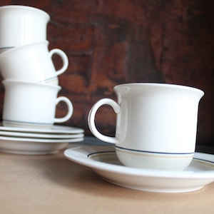 ARABIA FINLAND Seita Arctica / Set of Coffee Cup with Saucer Coffee Top 1970s Inkeri Leivo Drinkware Made in Finland Scandinavian design
