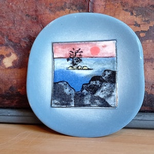 Arabia Finland Collectable Wall Plate ceramic plate Designed by Heljä Liukko-Sundström Made in Finland 1992 Sea  Wall Plaques Seascape Retro