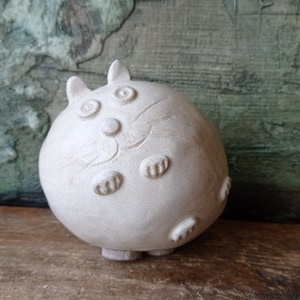 Stoneware Cat Figurine Swedish Ceramic Kitty Mid Century Retro Home Decor Cats Lover MCM Pottery Modernist Pottery Mid Century Modern Decor