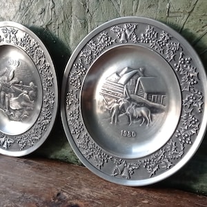 Vintage Fatto a mano Astri Holthe Piatto di Natale in peltro norvegese di Peltro norvegese 1984 1980 Firmato Telemark numerato Norvegia