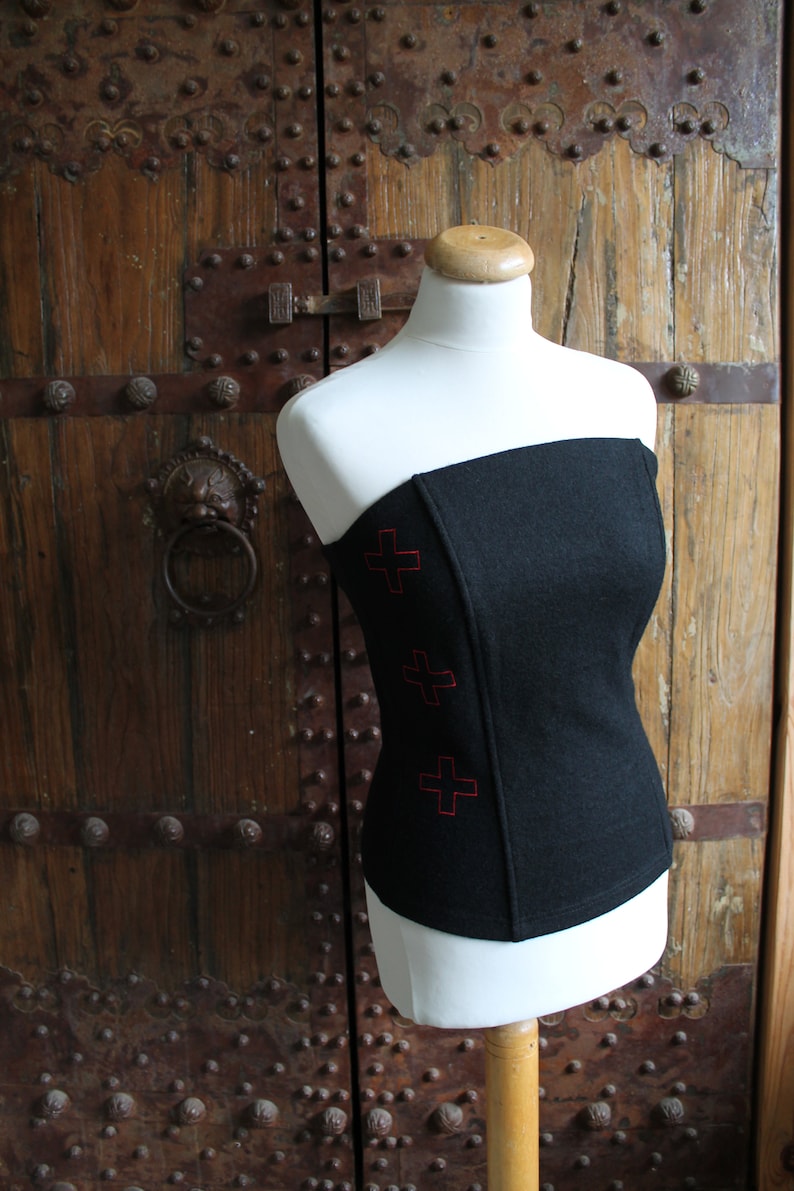 Wool Corsets vintage 90s uldahl black red size 38 Burlesque Costume Making corset with embroidery Made in Denmark image 2