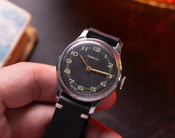 montre noire mécanique rare pour homme soviétique « Pobeda » de collection des années 1950, montre militaire de l'URSS, bijoux anciens rétro, cadeau pour lui