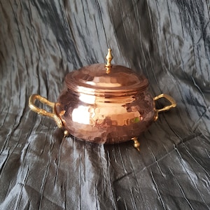 Petit chaudron de sorcière, Chaudron en cuivre, Chaudron avec couvercle, Chaudron sur pied, Décoration de sorcière en cuivre pur, Décoration d'intérieur wicca