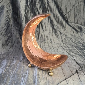 Copper Moon Display, Moon Shelf, Moon Phases Tray, Altar Decoration, Wiccan Decoration, Pagan Crystal Display, Witchy Home Decor, DDP