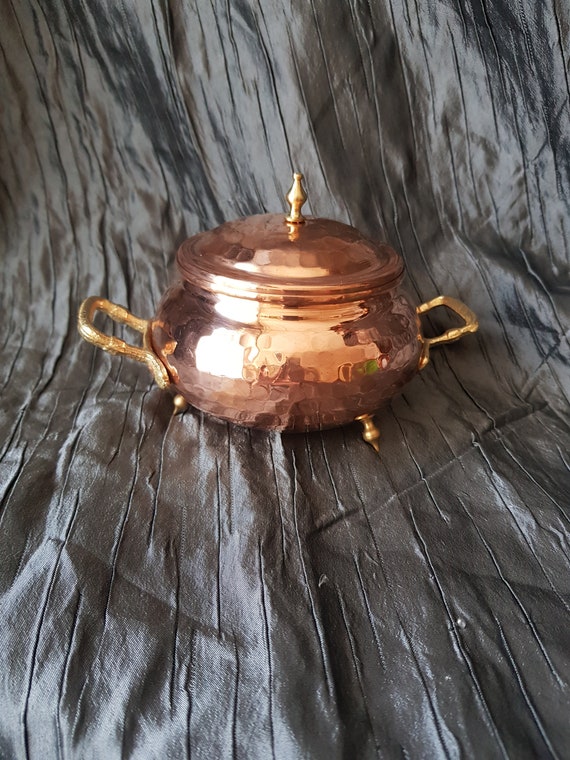 Small Witch Cauldron, Copper Cauldron, Cauldron with Lid, Footed Cauldron, Pure Copper Witchy Decor, Wiccan Home Decoration, DDP