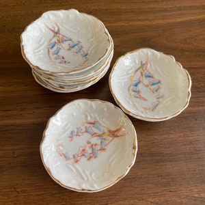 Vintage porcelana abierta platos de sal conjunto de 7 campanillas pintadas imagen 1